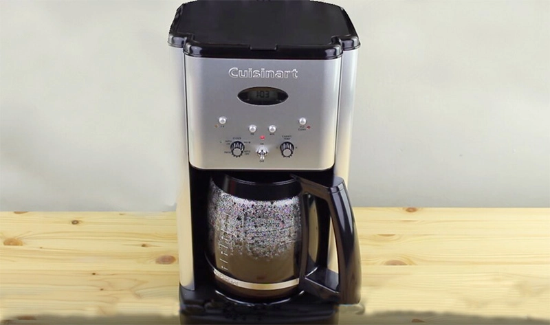 coffeemaker with warming plate