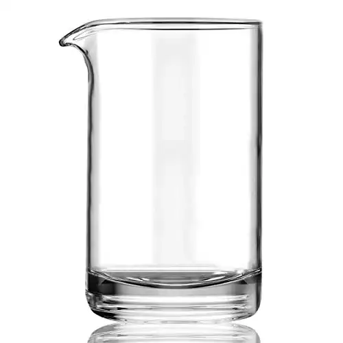 Cocktail Mixing Glass with Seamless and Handblown Construction